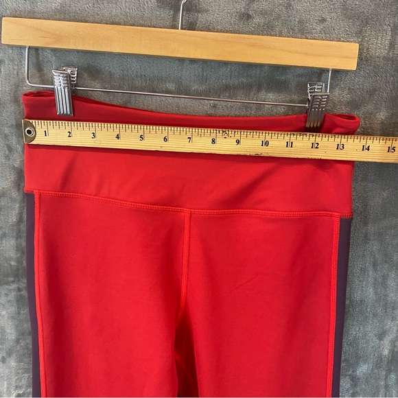 ZYIA Active 20” Light n Tight Capri Leggings Size 8/10 - Picture 7 of 7